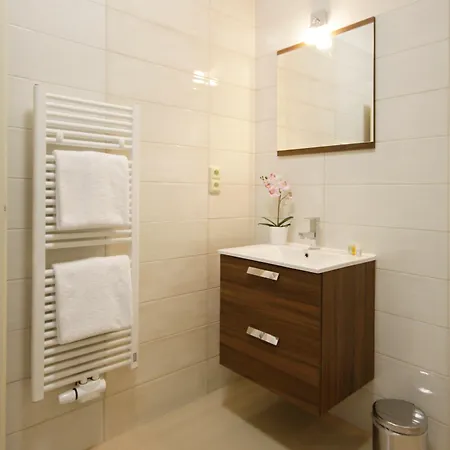 Alveo Apartment *