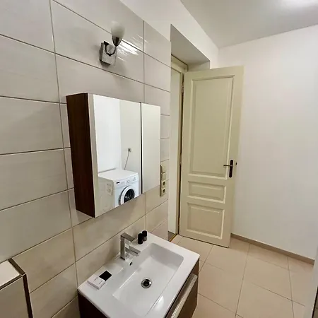 Alveo Apartment