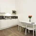 Alveo * פראג
