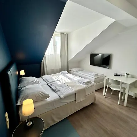 Alveo 4* Prague