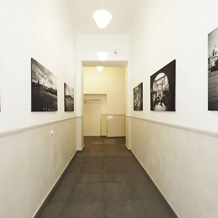 Alveo Apartament *
